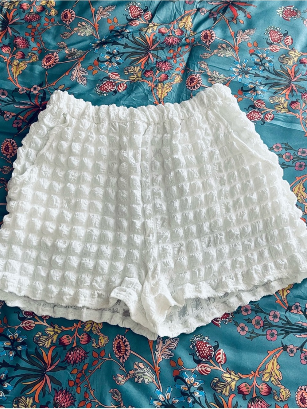 White Textured Elastic Waist Shorts with 'New In' Label